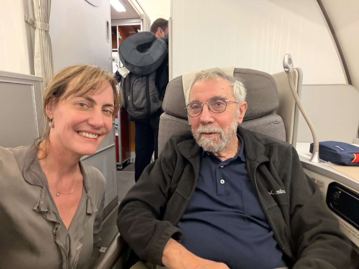 When you come home from teaching trade theory and you meet the theorist himself!
⁦<a href="/paulkrugman/">Paul Krugman</a>⁩ ⁦<a href="/IEbusiness/">iebusiness</a>⁩