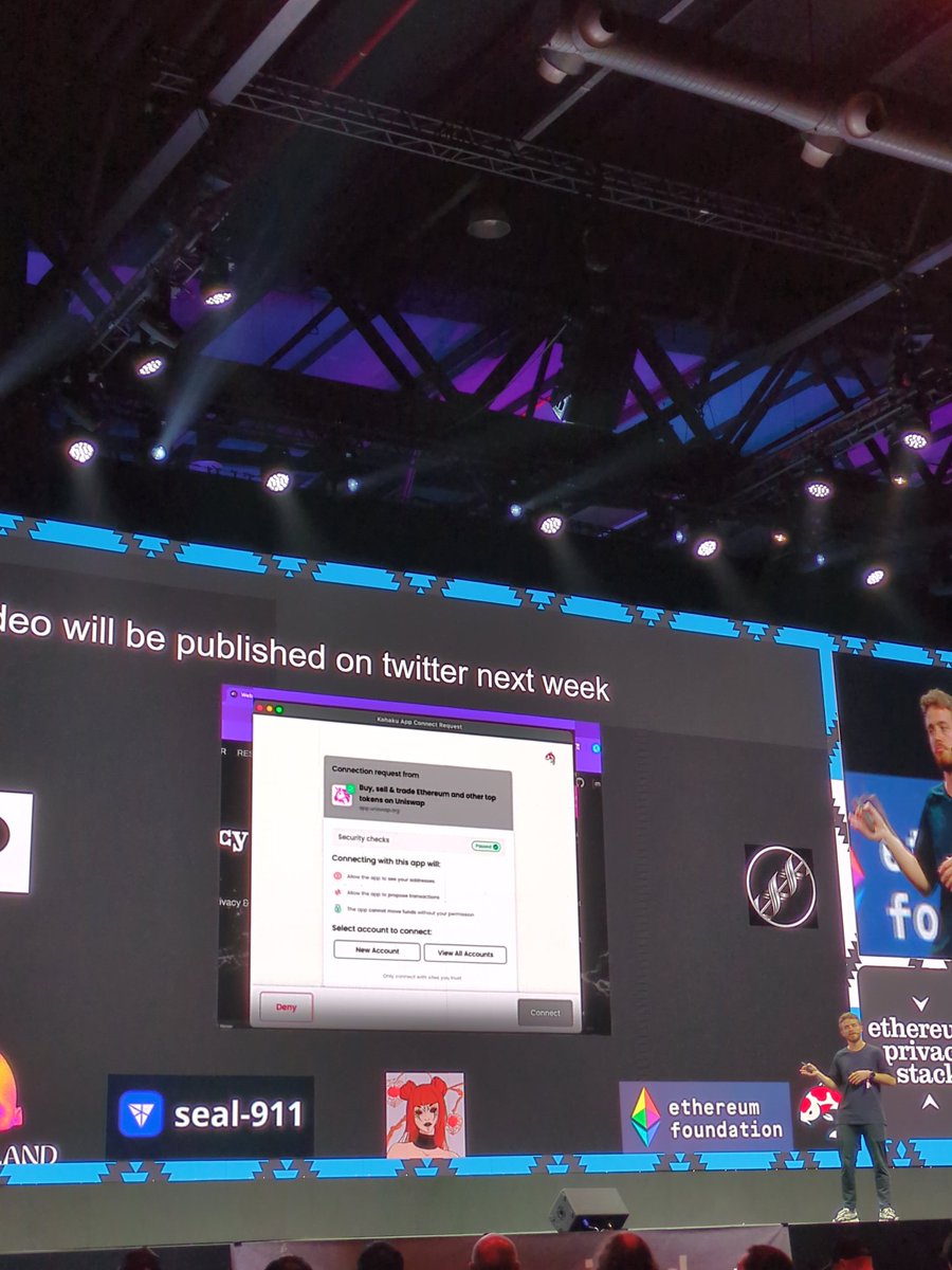 Blingus tweet media
