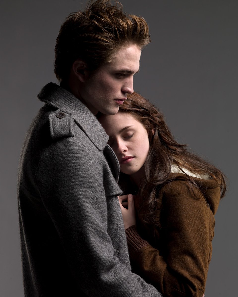 Twilight's tweet image. this is a love letter to the movie that changed my life happy 17th anniversary twilight 🫶