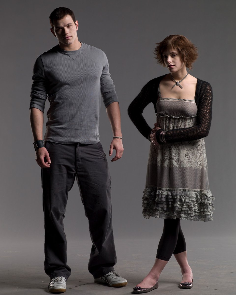 Twilight's tweet image. this is a love letter to the movie that changed my life happy 17th anniversary twilight 🫶