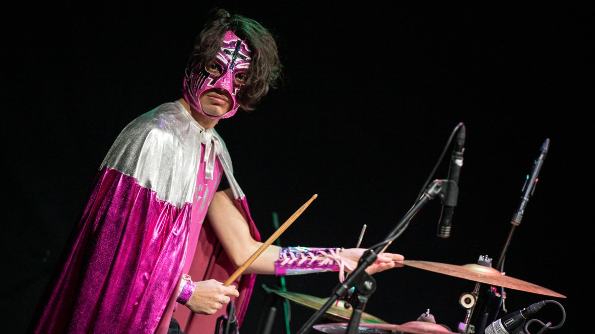 Mi cara cuando Cortés dice un chiste vs cuando Cuauhtémoc y Coyol dicen un chiste.

#OperaciónMamut #LoViEnElOnce