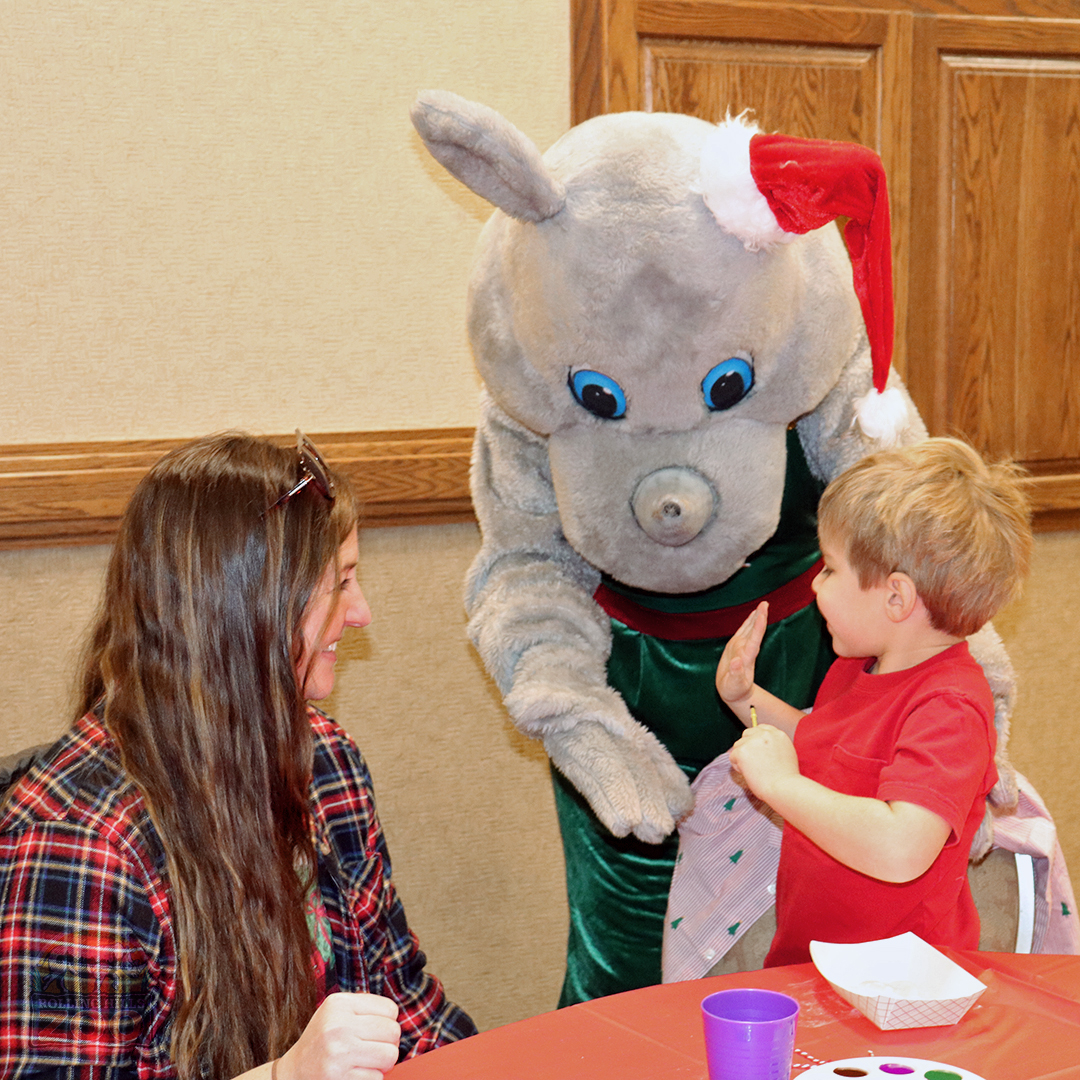 RHZoo's tweet photo. HURRY - Register Now for #CookiesWithSanta at #RollingHillsZoo! Spots are selling out! 🎅🍪 During this beloved RHZ tradition, kids will decorate a big cookie, enjoy a story &amp; meet/take pics with #Santa. Spots fill fast — registration is required 👉 https://t.co/jCdjfZNcnJ https://t.co/hErXFPBPAj