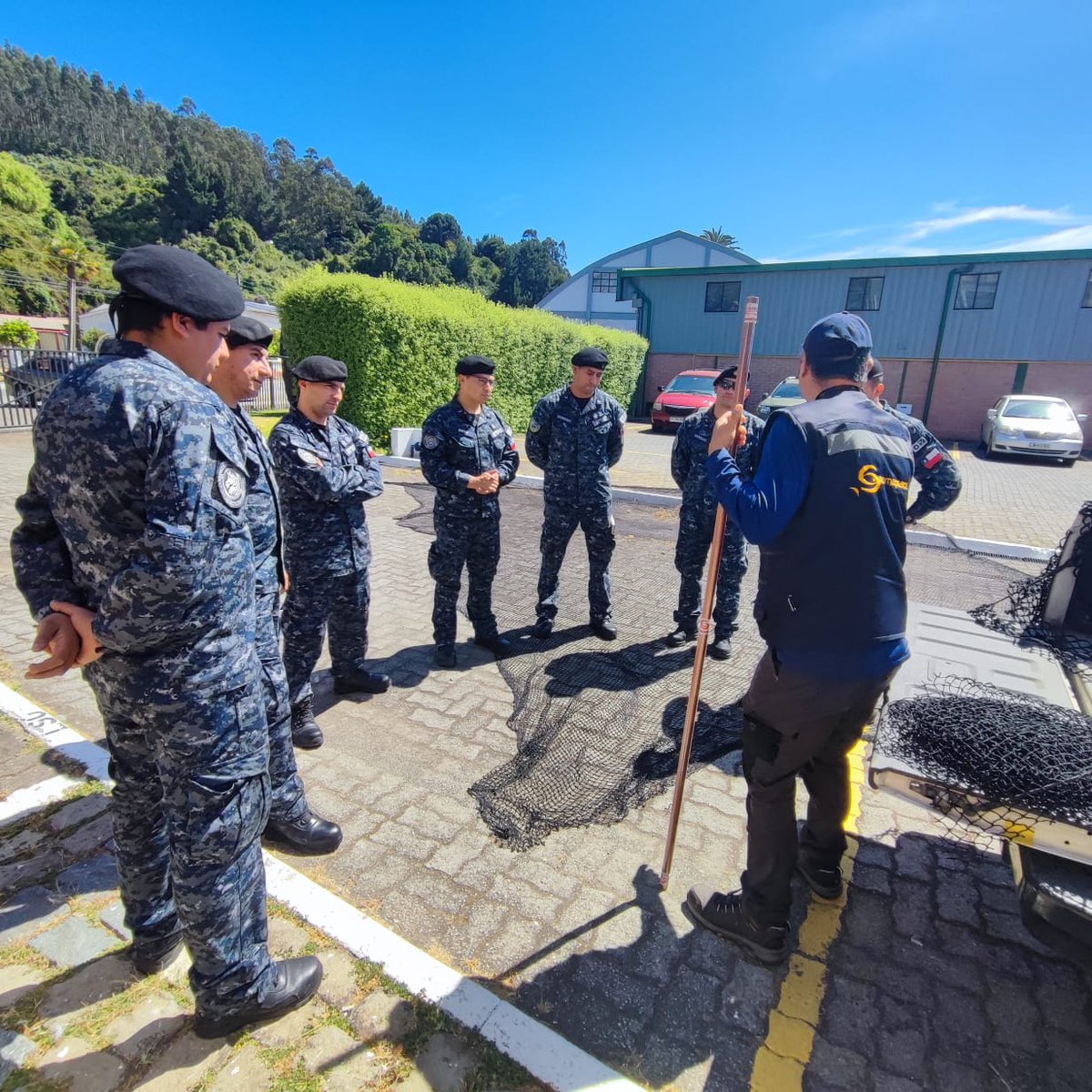 sernapesca's tweet image. #Biobío: Realizamos difusión de normativa pesquera sobre fiscalización de arte de pesca de cerco a funcionarios de @Armada_Chile, de dotación de las embarcaciones LSG Talcahuano y LSG Concepción. Esto en el marco del trabajo colaborativo de las instituciones de la Red Sustenta.