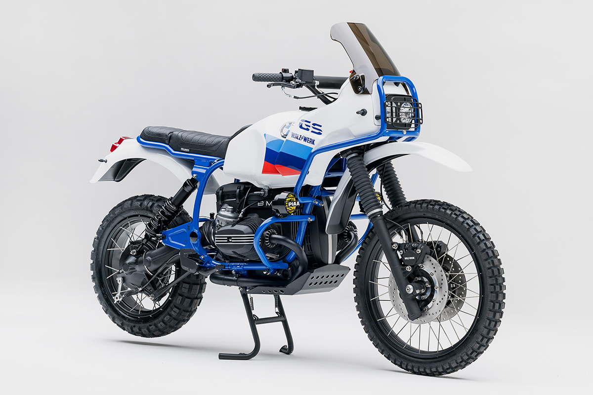 The hit-making German custom shop WalzWerk enters the vintage enduro scene with their made-to-order X-Plorer series. Find out more at bikeexif.com/walzwerk-x-plo…