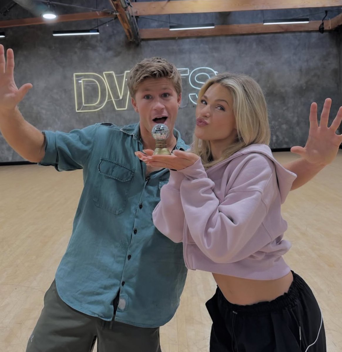 savchenkhoe's tweet image. 4 days