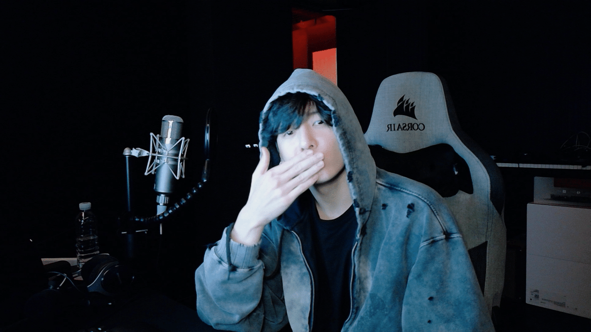 Jungkook Weverse Live!

weverse.io/bts/live/3-214…