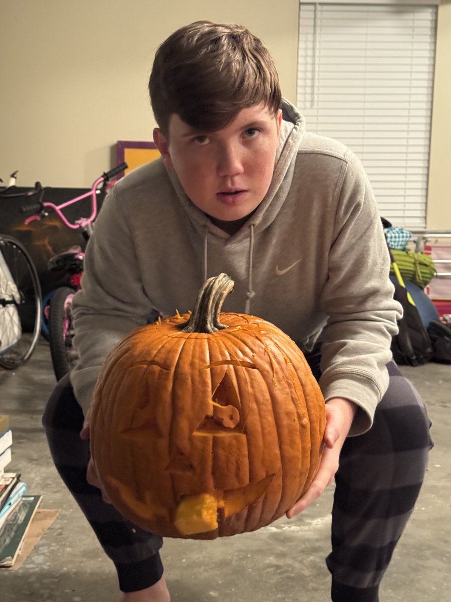 MISSING RUNAWAY

We're searching for 14 y/o Eric Kirkland who was last seen just before 8 am in the 2000-block of Gamble Rd. Eric is 5'11", 180 lbs. and was last seen wearing a grey Nike hoodie and grey sweatpants. Anyone with information should contact police.