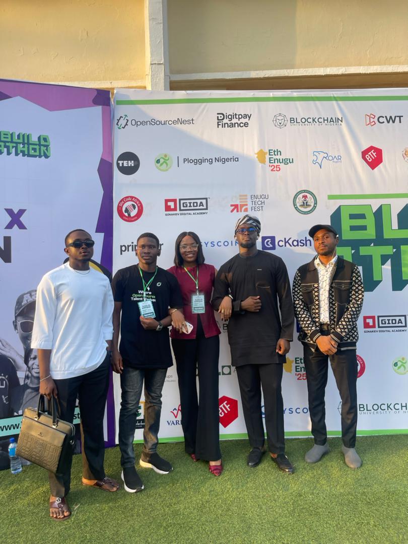 I was honoured to speak at Buildathon 4.0 proudly repping <a href="/OpenSourceNest/">Open Source Nest</a>  and preaching the good news of open source. The sensitization around open source still has a long way to go and we are getting there one step at a time

(Spot your faves 😌)