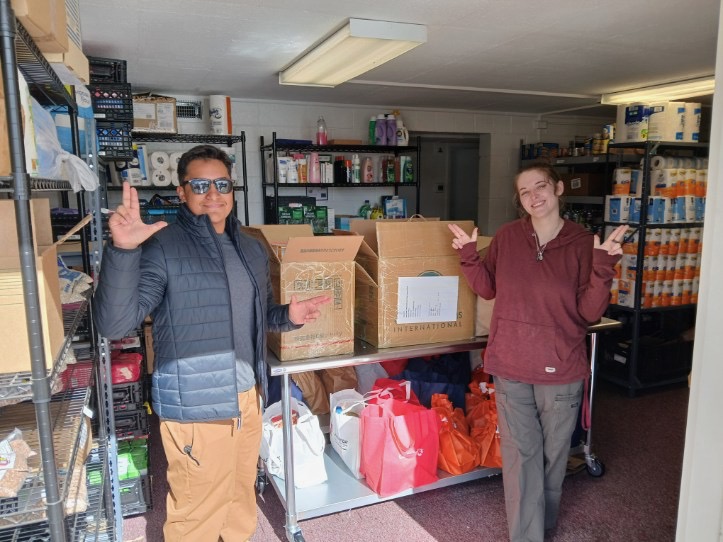 PSLNMState's tweet image. Huge thanks to the PSL, RCED and NMDA teams for the incredible food-drive donations! All items support the Aggie Cupboard and help fight food insecurity on campus. Proud of this community!
#AggieCupboard #PSLExcellence