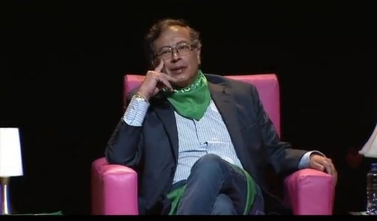 Negriet's tweet image. 11. El Petro abortero.