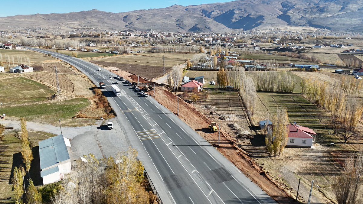📍 Hamo Mezrası Göleti
📍 150 Yataklı Yeni Hastane Alanı
📍 Yeni Kavşak Projesi

İl Başkanımız Abdulahat Arvas, Muradiye İlçe Başkanımız Kutbettin Durmaz, DSİ Bölge Müdürü Cihan Aksoy ve teşkilat üyelerimizle birlikte; Muradiye İlçemizde yapılacak olan Hamo Mezrası Göleti, 150