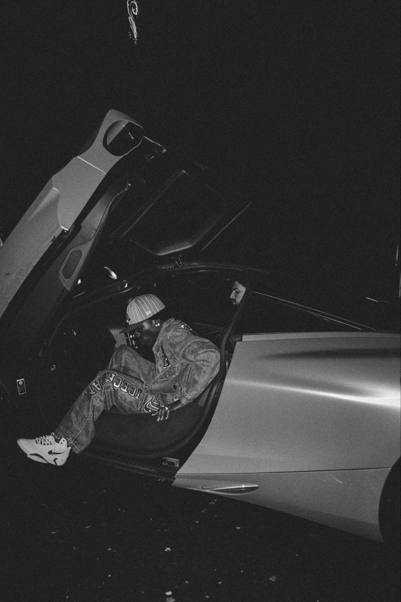 Noseyi_noVibez's tweet image. What do you really need before December? 

New phone
Laptop 
Clear debt
Pay rent 
₦2million
Business Support 
New Car.

Be sincere and follow make I fit dm you.