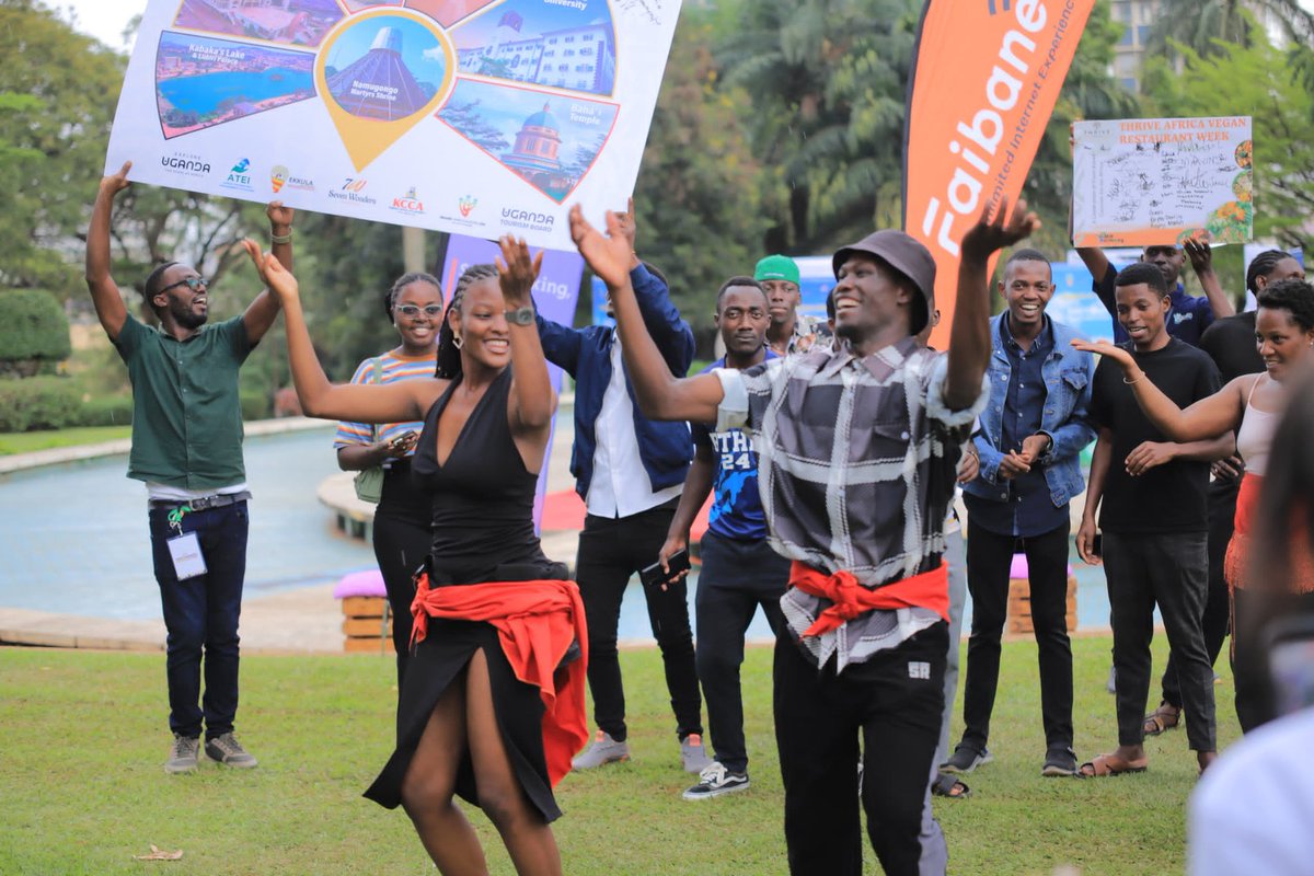 EkkulaAwardsUg's tweet image. No worries about data — enjoy free, unlimited internet as you explore, learn, connect, and celebrate tourism excellence.

Join us tomorrow for Day 3 as we crown off this year&apos;s Ekkula Festival 

#UnlimitedInternetExperience #EkkulaFestival2025