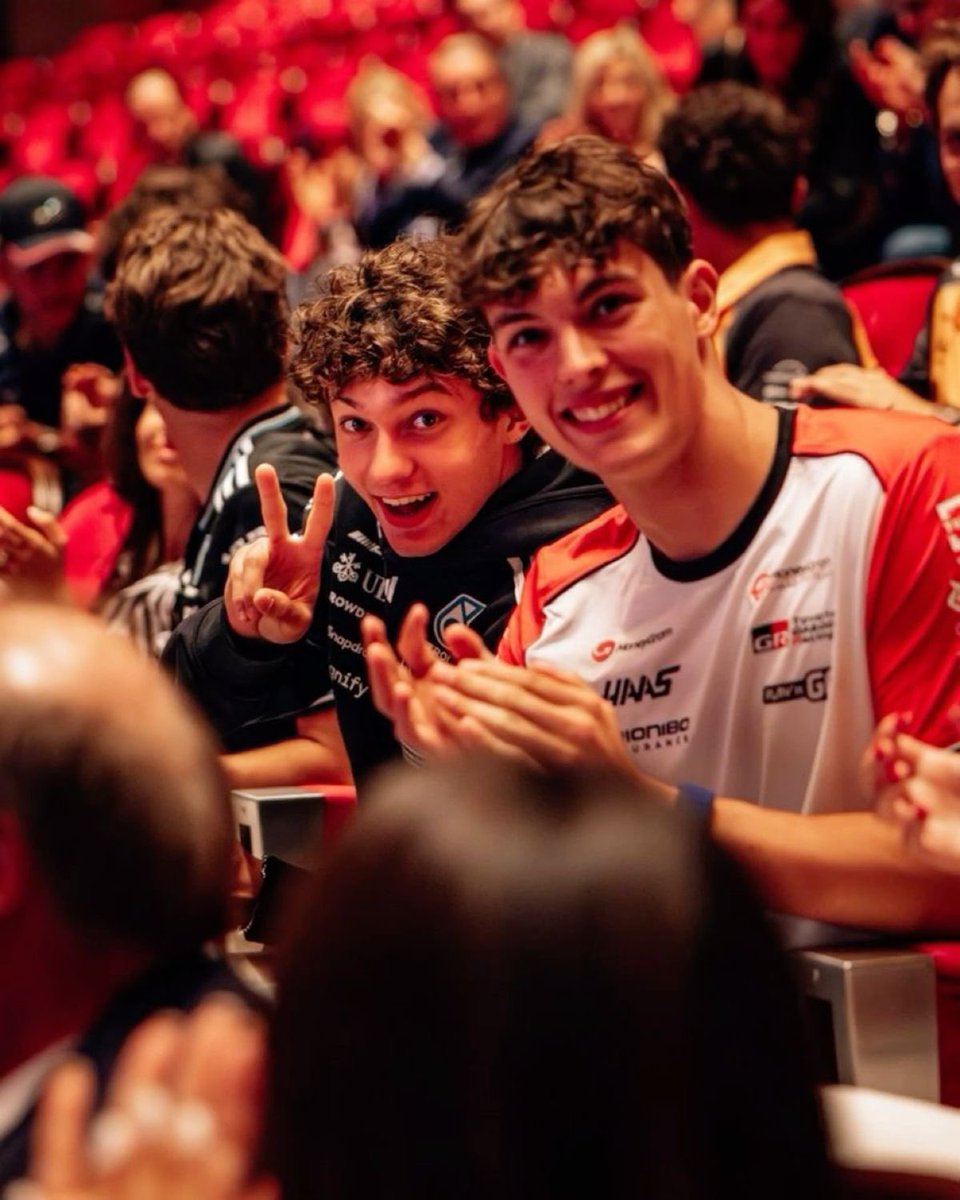 Bearnelli size difference is moving me a lot today…