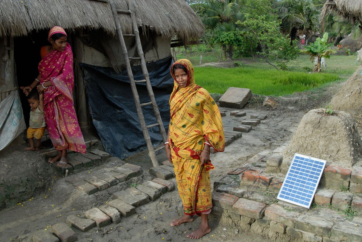 SaveAFamilyPlan's tweet image. Save A Family Plan has launched our year-end appeal to raise funds for next year’s Community Development projects. safp.org/programs-that-…

Project spotlight:  solar power

#annualappeal #communitydevelopment #sustainabledevelopment #peoplehelpingpeople #communityprojects #solar