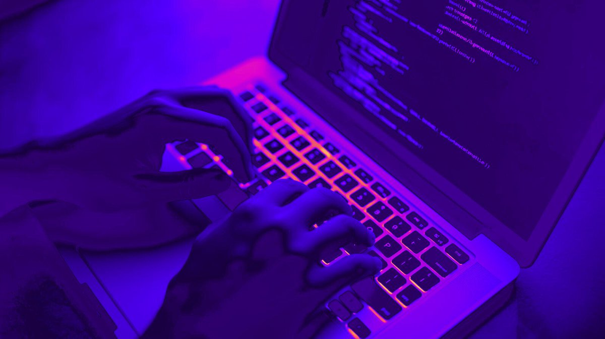the_ORQL's tweet image. 💻 theORQL doesn’t just catch your bugs.Iit explains why they happened, in plain English, then gives you a validated fix. 

It’s like code therapy. 💬

⚡️ Beta coming soon → orql.ai/signup

#Debugging #DeveloperTools