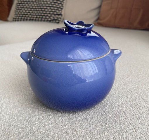 saweeeties's tweet image. if somebody wants to gift me this discontinued limited edition le creuset blueberry casserole i will love u forever