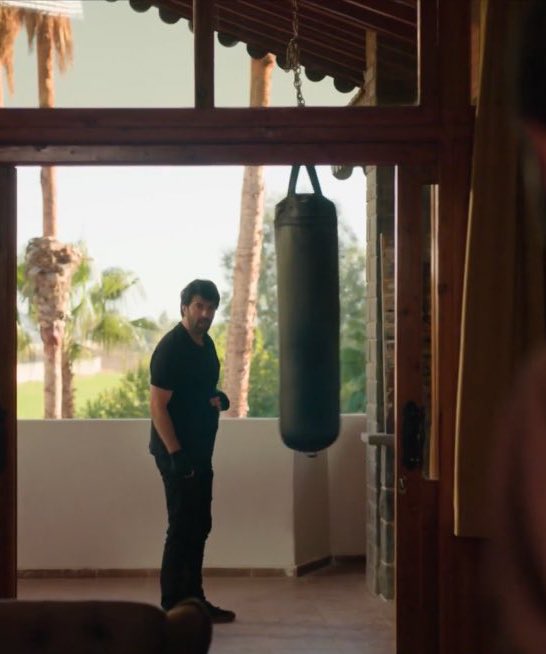 Me &amp; (show tv &amp; Sürec film) … 😡🥊
#BereketliTopraklar <a href="/ShowTV/">Show TV</a> <a href="/SurecFilm/">Süreç Film</a>