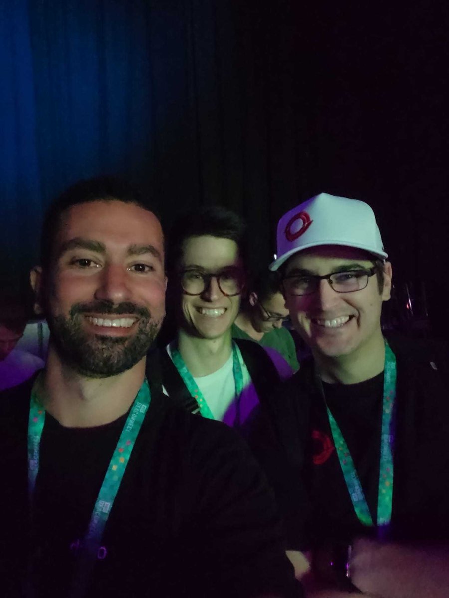 portals_fi's tweet image. Wrapping up @EFDevcon Argentina 🇦🇷

Our dev team is still on the ground for anyone who wants to talk tech, DeFi, or integrations. Great to catch up with with frens @lagoon_finance, @OctavFi and many more. 🤝

Reach out if you want to link up.