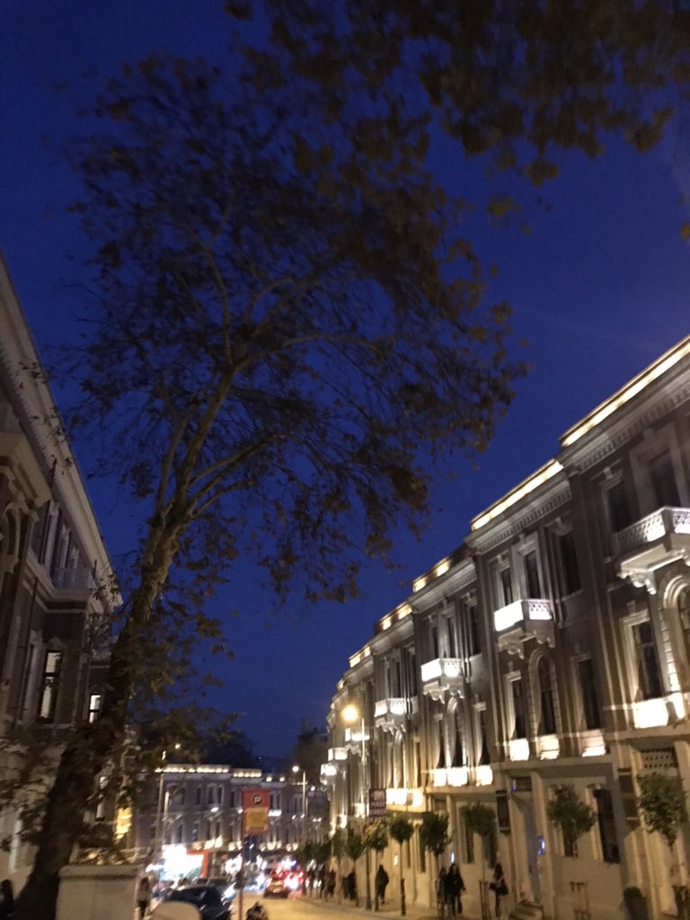 Friyay 🍀 Akaretler