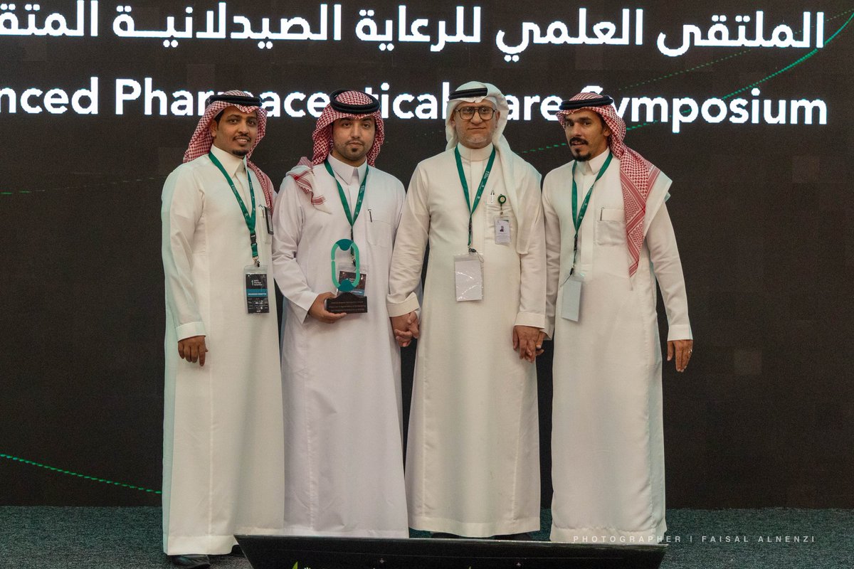 الإبداع والشغف هو ما ميز الملتقى العلمي الأول للرعاية الصيدلانية المتقدمة في رفحاء. تنوع في المواضيع والجلسات الحوارية وتمكن المتحدثين. الترتيب والكرم والاستقبال هو سمة الملتقى الغير مستغربة، شكرا جزيلا لهذه الدعوة وشكرا جزيلا ل <a href="/n1cluster/">تجمع الحدود الشمالية الصحي</a> لهذه الفعالية العلمية الرائعة 🇸🇦