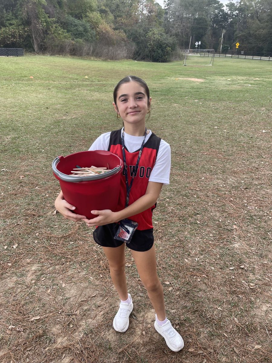 Some of our KMS Cougars spent the morning spreading joy at the BBE Turkey Trot. We loved seeing our students serve with heart as they cheer on the Bears. <a href="/HumbleISD_BBE/">Bear Branch Elem</a> #KMSCougarPride🐾