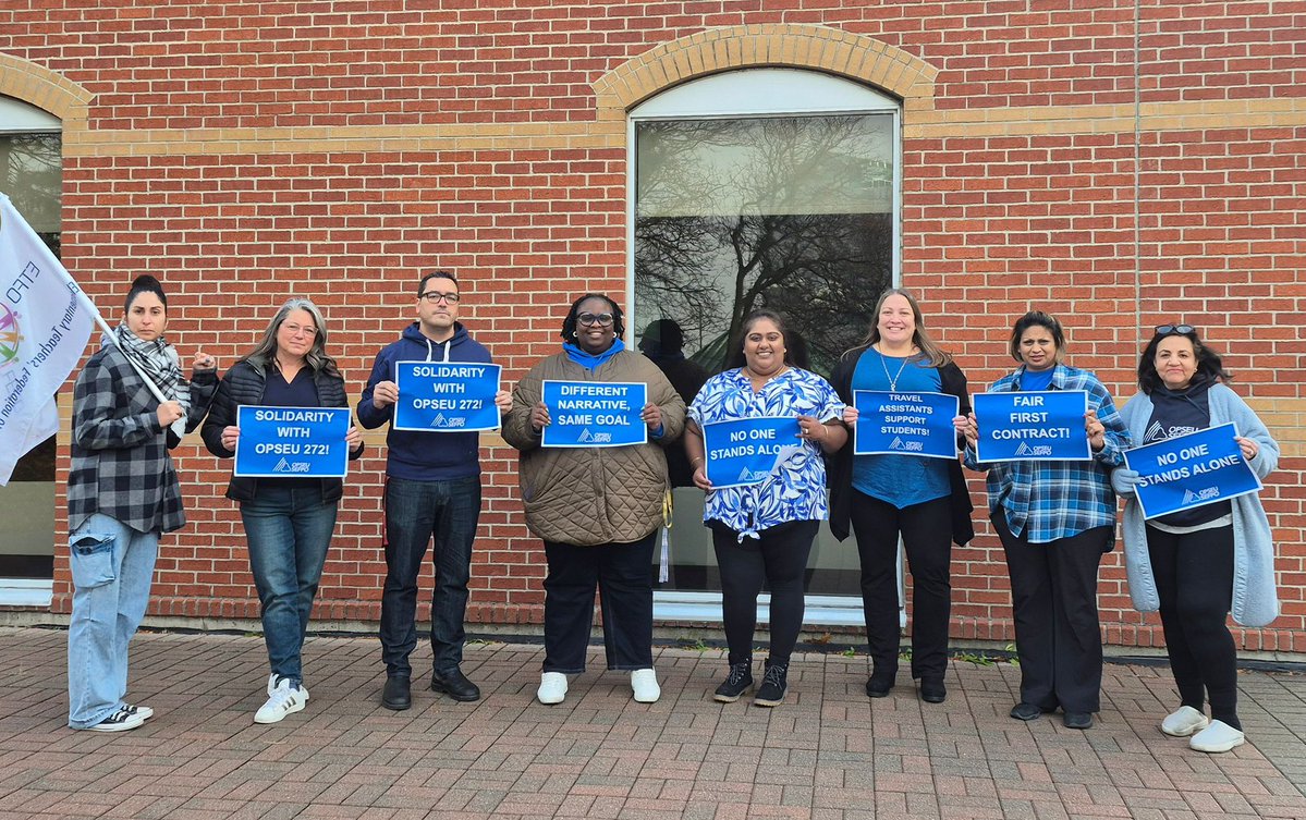 ETFOPeel's tweet image. Proud to show support this morning for members of @OPSEU 272 (Travel Assistants) who are bargaining their first CA w @PeelSchools. PDSB: These workers are *essential* to the educational experience of the students they serve. This CA will need to reflect that. #ETFO #OntEd #OnLab