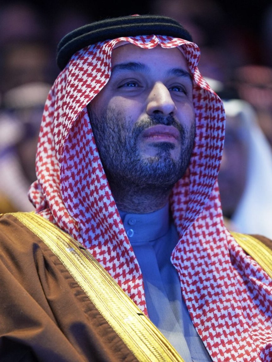 l312wu's tweet photo. وجه السعد درع البلد
🇸🇦#محمد__بن__سلمان https://t.co/885dX7MfpQ