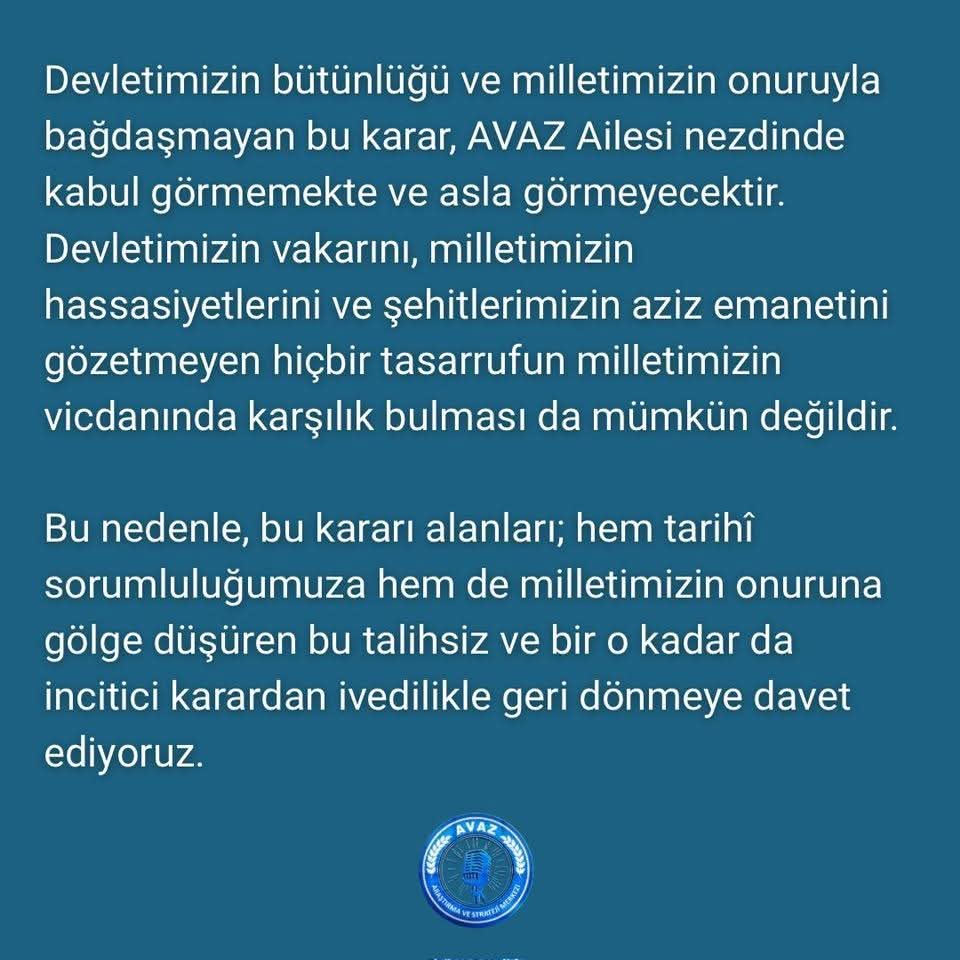 tlybkdgd's tweet image. #AVAZ Araştırma ve Strateji Merkezi ;Genel Başkanı #ŞerafettinDeniz bey  ve, #Avaz Ailesi..
Kamuoyuna Duyuru:
P E S   E T M E Y E C E Ğ İ Z.!!!

Milletin 🇹🇷 Avaz&apos;ı
@sdeniz13 @AvazStrateji  @AvazIstanbul 
#Çözümsüreci #SalınGitsin!