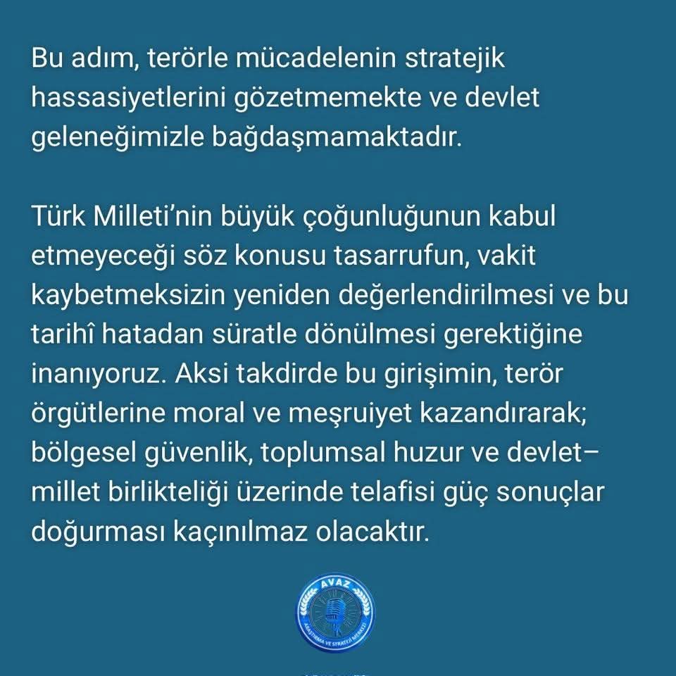 tlybkdgd's tweet image. #AVAZ Araştırma ve Strateji Merkezi ;Genel Başkanı #ŞerafettinDeniz bey  ve, #Avaz Ailesi..
Kamuoyuna Duyuru:
P E S   E T M E Y E C E Ğ İ Z.!!!

Milletin 🇹🇷 Avaz&apos;ı
@sdeniz13 @AvazStrateji  @AvazIstanbul 
#Çözümsüreci #SalınGitsin!