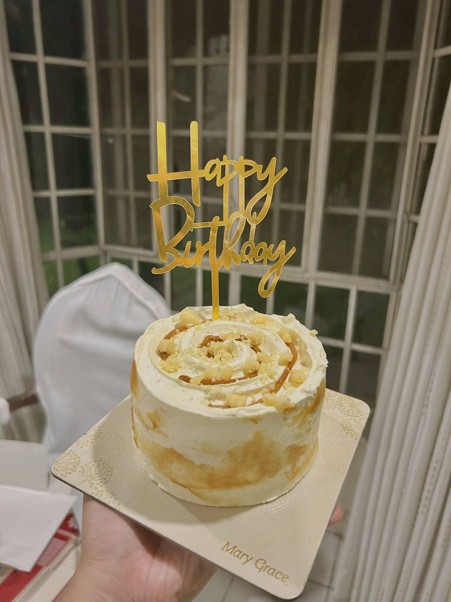chaaamoy's tweet photo. i’m so deeply grateful! thank you to everyone who reached out to celebrate my birthday. your kindness and love touched me more than you know. i’m so lucky to have such amazing people in my life. thank you po, Lord! 🥰❤️‍🩹🙏🏼✨ https://t.co/UaJ9eopF64