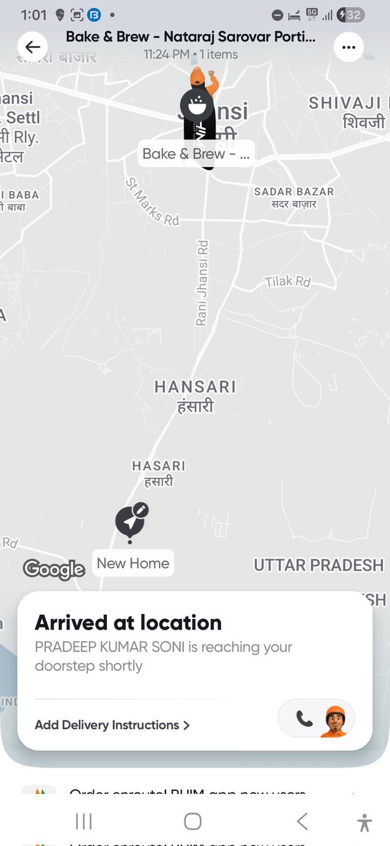 abhibist's tweet photo. @Swiggy #fraud committed by your company see your delivery partner is still at the restaurant and showing reached at the location and cancelled my order and that too company charged Rs.581.00 from me. https://t.co/2QtxiIGjRE