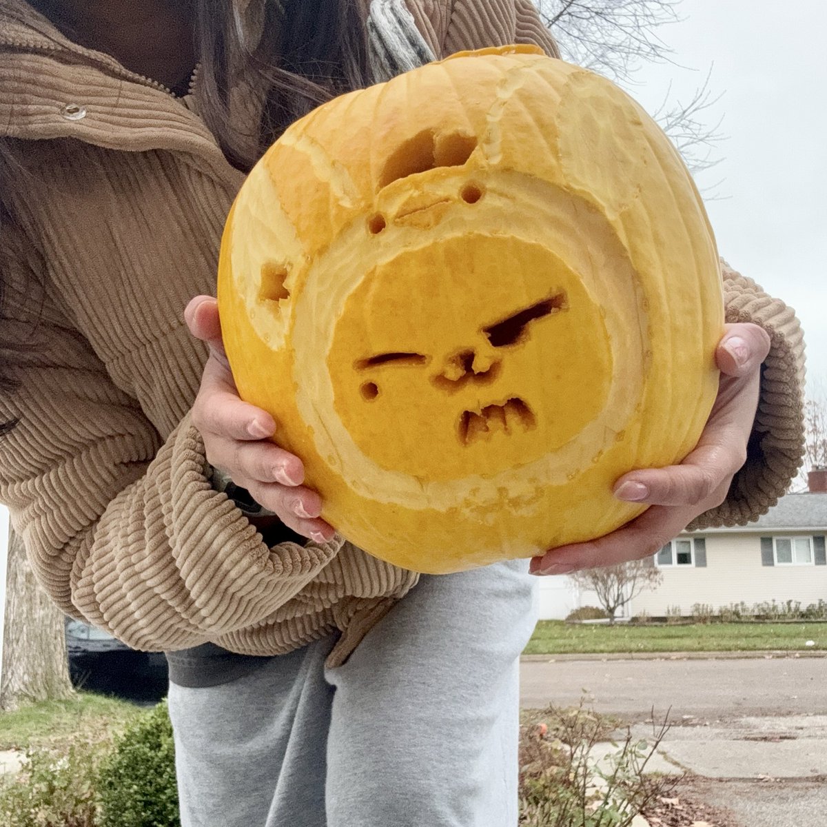 pumpkin hwangchoon 𖦹˖°.🎃 ̟࿔*:⋆