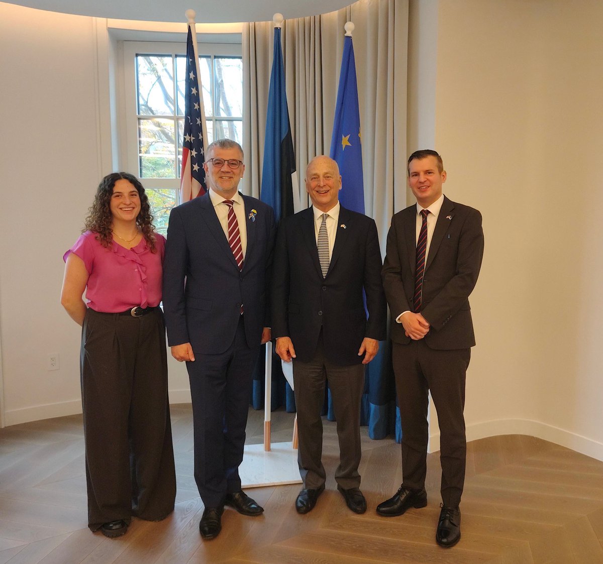 🇪🇪 Ambassador <a href="/kprikk/">Kristjan Prikk</a> hosted Mr. Allan Reich of <a href="/AJC_CE/">AJC Central Europe</a> today to discuss geopolitical developments in Europe and the Middle East, as well as to reiterate our friendly ties and shared fondness for the great city of Chicago and the great films of John Hughes.🤝