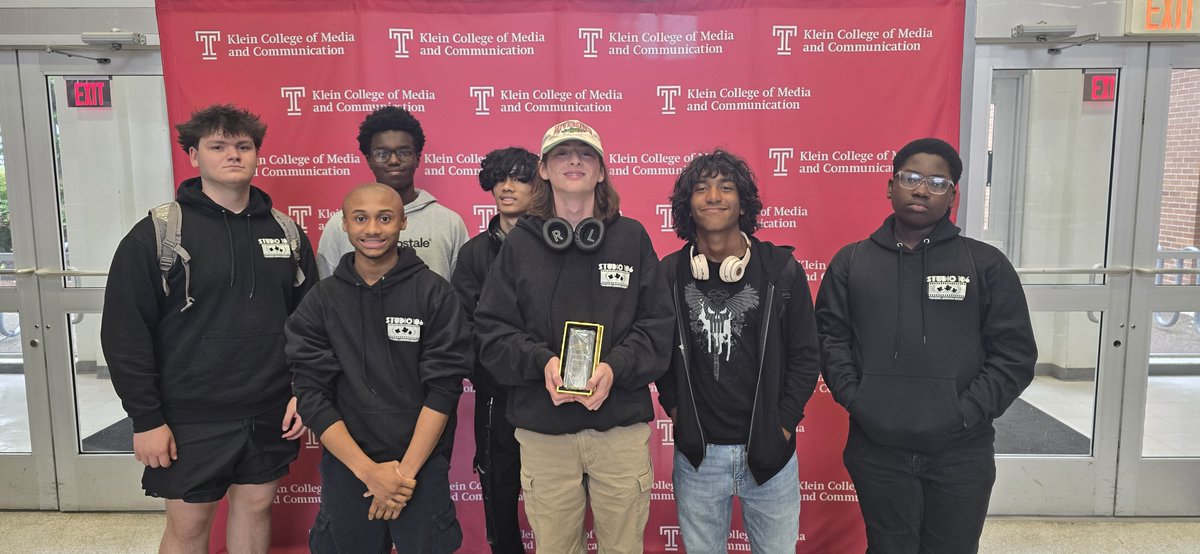 NewJerseyDOE's tweet photo. Big wins for Winslow Township High School's Studio 106! Their feature "Piece By Piece" won @EmmyMidAtlantic High School Student Production Award (Sports Story) and two Telly Awards (Silver & Bronze). Congratulations on your storytelling excellence! #CELEBRATECTENJ https://t.co/9hsWvim6Ey