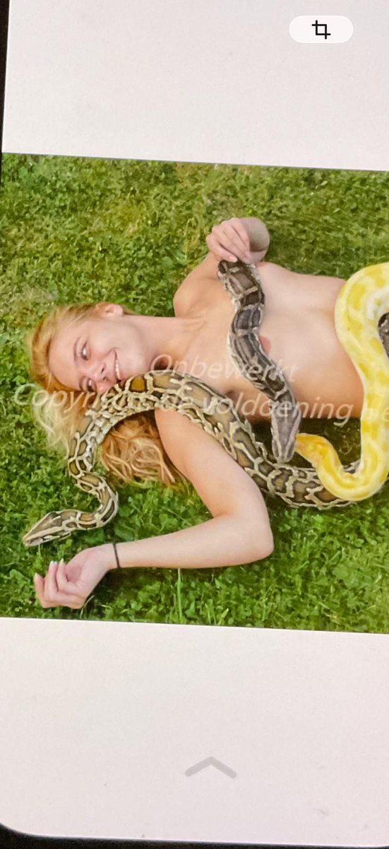 Sorry everyone still struggling with my health, customs are difficult now, but i can still sell movies or do a horny chat😋🥰