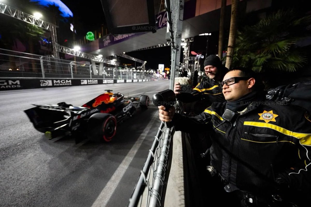 they caught my goat speeding 💔