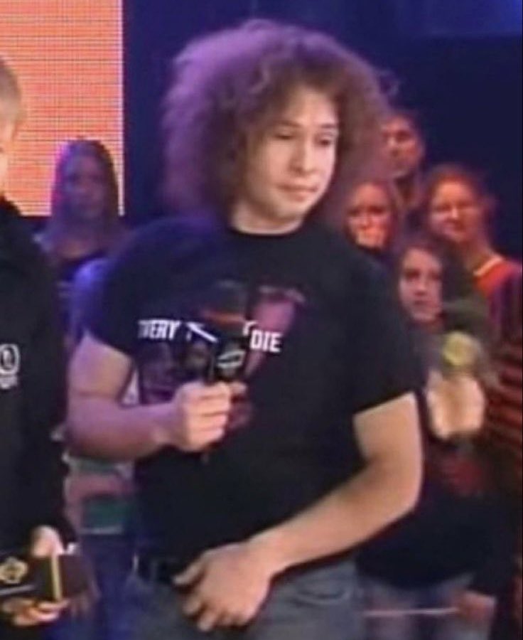 sisimustdie's tweet image. it’s about time i did this 

☆ #promotwt #mcrtwt #fobtwt #livietwt #sptwt #panictwt ☆

check sisiworldomination.straw.page for more info!

shitpost + bandomtwt mainly