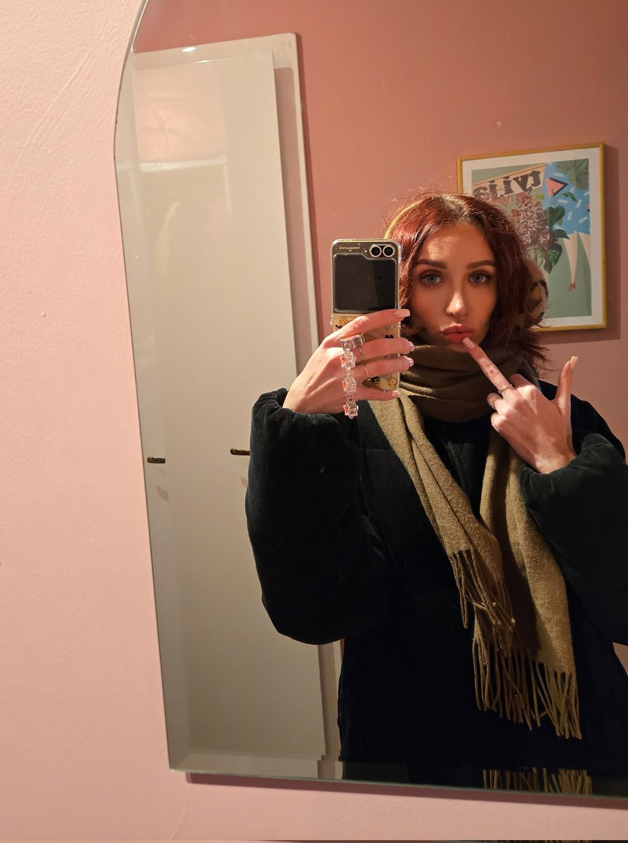 Wal się. Płać mi.