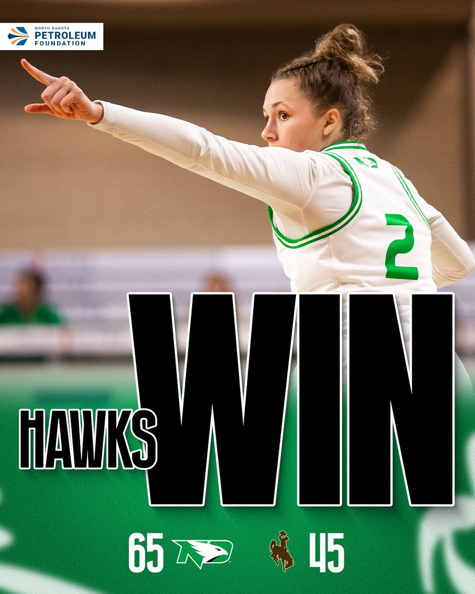 UNDwbasketball's tweet photo. The first WIN of the Hutter era✅

#UNDproud | #LGH https://t.co/lZxwk3d5wV