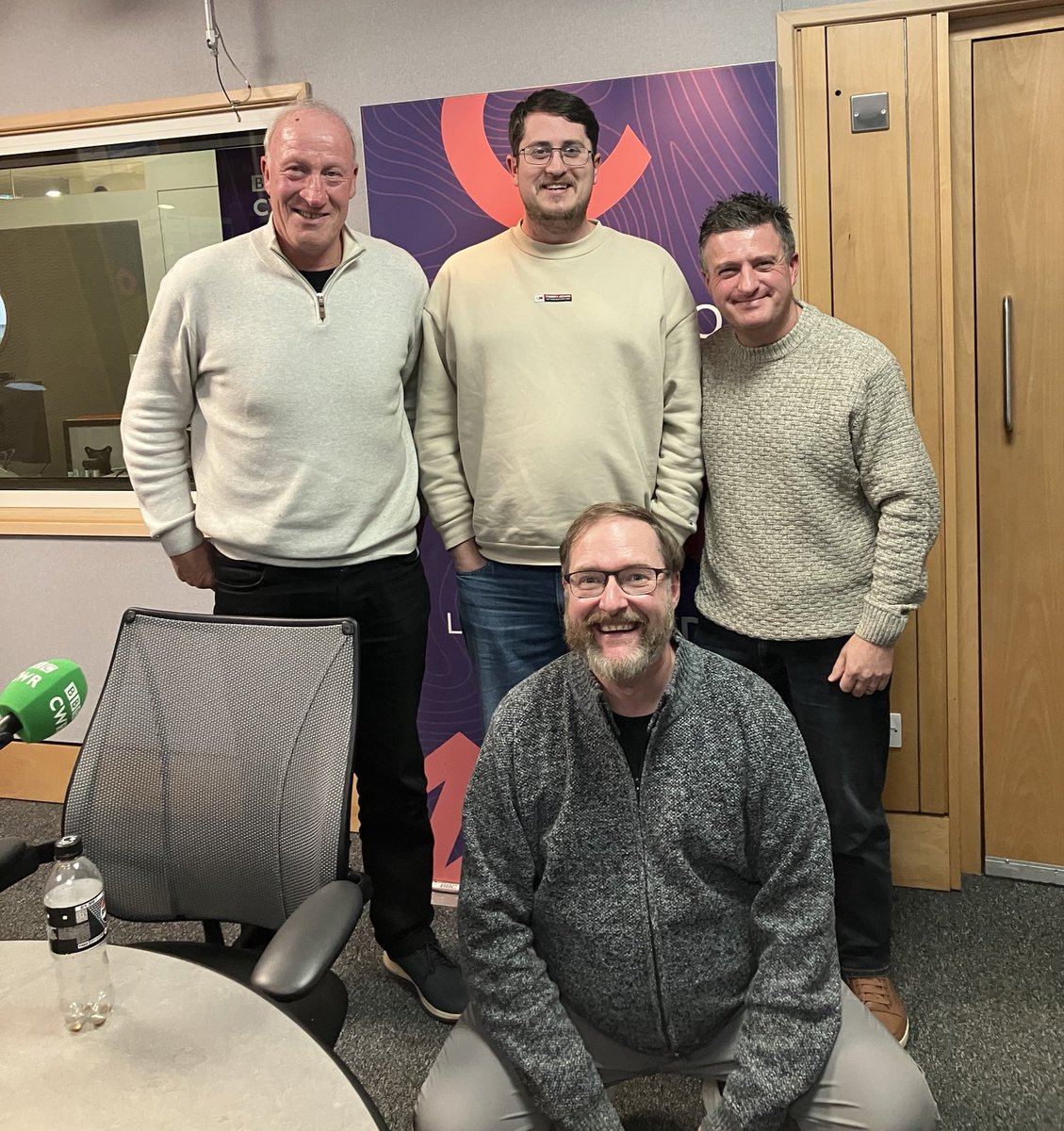 Rob Gurney tweet media