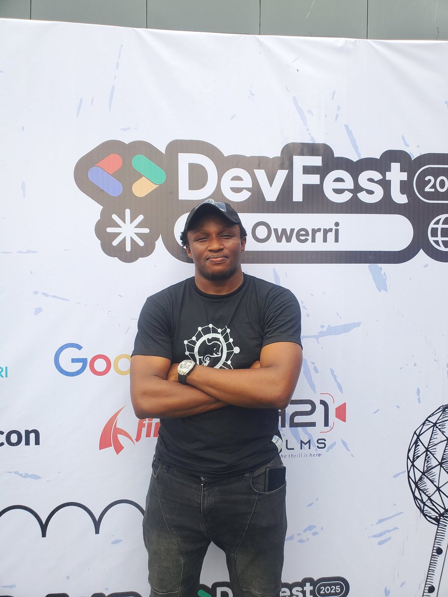 WebgeckoLabs's tweet image. Webgecko spotted at @googledevs #googledevfest