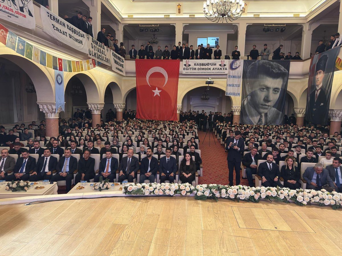 myildizdogann's tweet photo. Ülkücü Şehidimiz Ertuğrul Dursun Önkuzu’yu rahmet ve minnetle andık.

Ülkü Ocakları Genel Başkanımız Sayın Ahmet Yiğit Yıldırım’ın öncülüğünde,
Gazi Üniversitesi Teşkilatımız tarafından geleneksel olarak düzenlenen
Ertuğrul Dursun Önkuzu Anma Programına,
MHP Milletvekilimiz Sayın Mehmet Taytak ile birlikte katılarak Ülküdaşlarımızla bir araya geldik.

Tüm şehitlerimizin mekânları cennet, ruhları şâd olsun. 

@Ulku_Ocaklari @ayyildirim1 @MehmetTaytakMHP @omersanli04