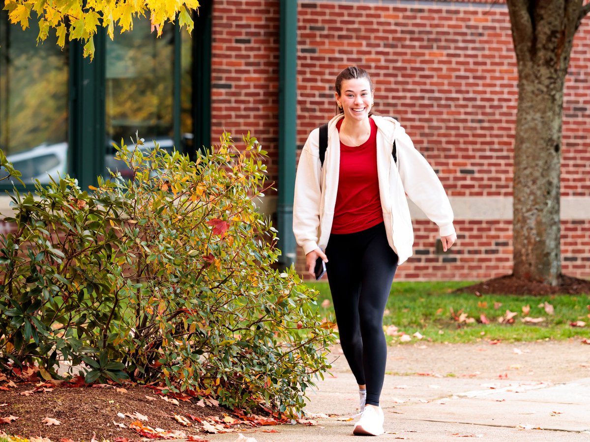 EndicottCollege's tweet photo. It’s time for family, food, and a little well-earned rest. Have a great break and safe travels, Gulls—we can’t wait to see you back soon! 🍁 🦃
#BeverlyMA #CollegeByTheSea #CoastalCollege #CollegeLife #EndicottCollege https://t.co/6oWu4rJvqr