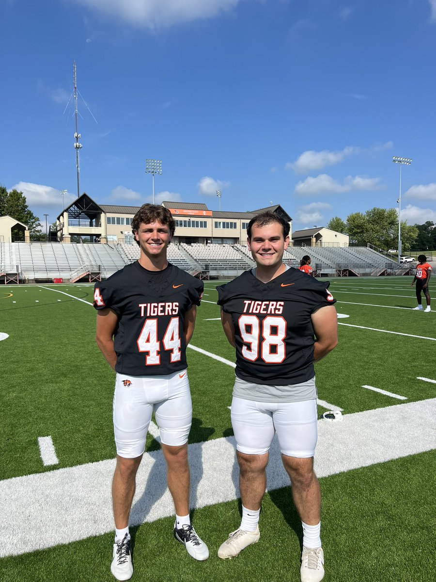 GCswynn's tweet photo. Two of the best specialists to ever set foot on our campus. Drew leaves with a career 40 yd avg with sixty three punts placed inside the 20. Nate leaves with a ridiculous 25/30 fgs made and a kickoff leg that you can’t replace. Together these two have set the standard! https://t.co/0ik4gfNVEA