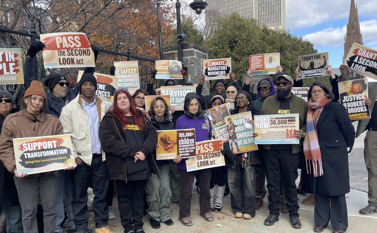 FAMMFoundation's tweet image. Advocates hold statewide rally calling for sentencing reform
(via @WAMCRadio)
pulse.ly/8k1tenukaf