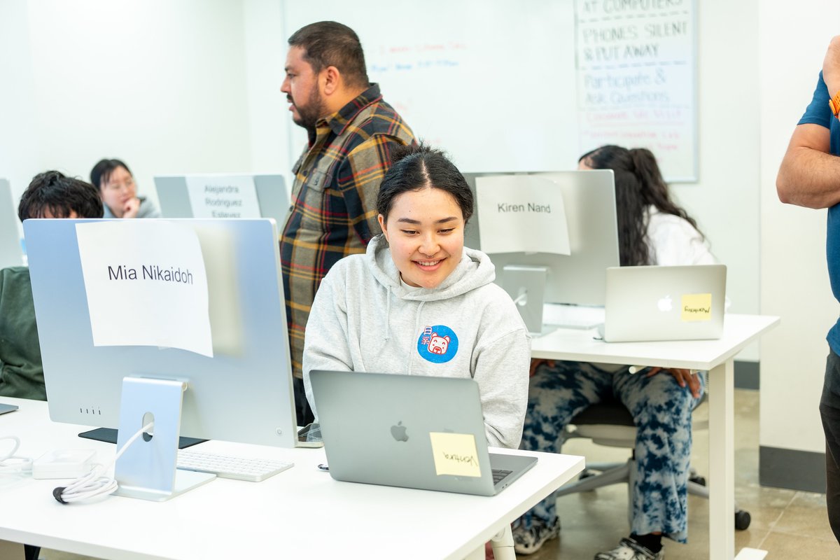 devmissionorg's tweet image. Today’s class focused on installing operating systems on Mac laptops! A core skill our trainees learn during the program.
.
.
.
.
#DevMission #TechTraining #PreApprenticeship #BayAreaYouth #ITSkills #TechCareers #WorkforceDevelopment