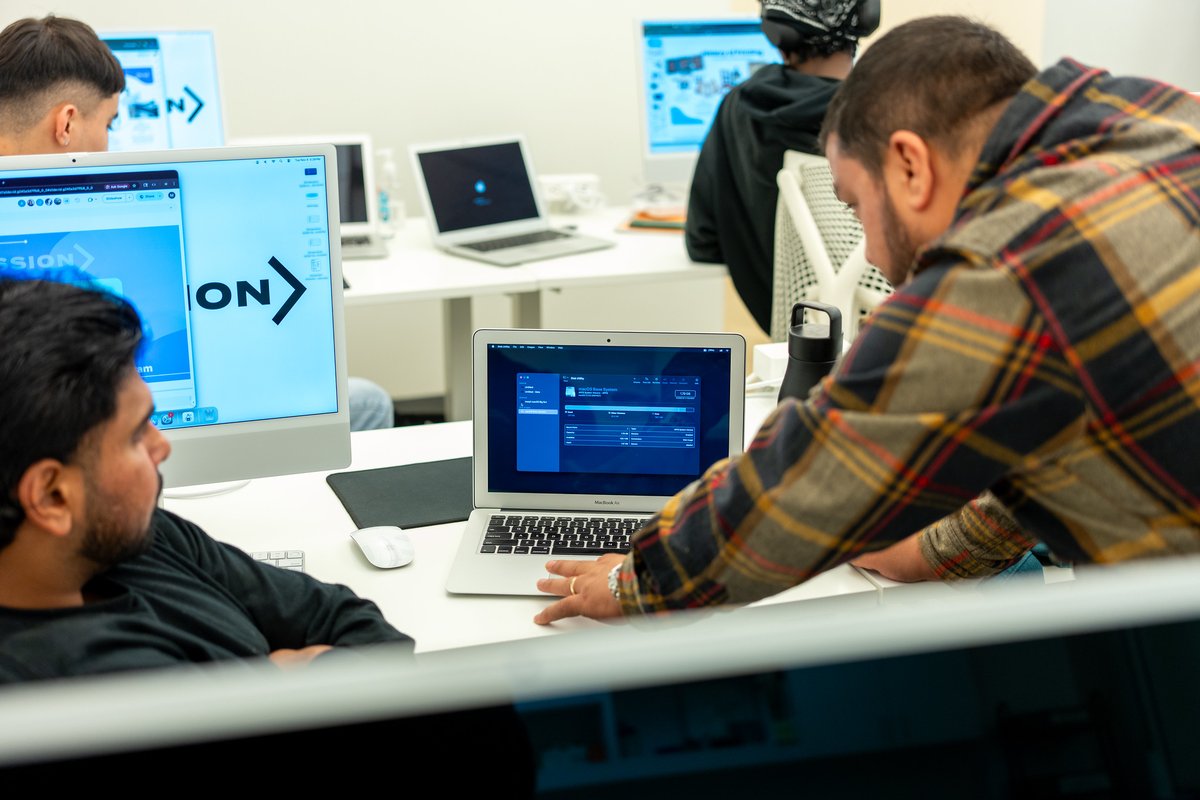 devmissionorg's tweet image. Today’s class focused on installing operating systems on Mac laptops! A core skill our trainees learn during the program.
.
.
.
.
#DevMission #TechTraining #PreApprenticeship #BayAreaYouth #ITSkills #TechCareers #WorkforceDevelopment