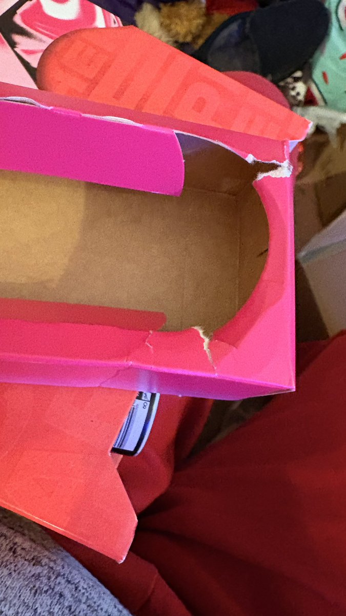 Emma 🐾 tweet media