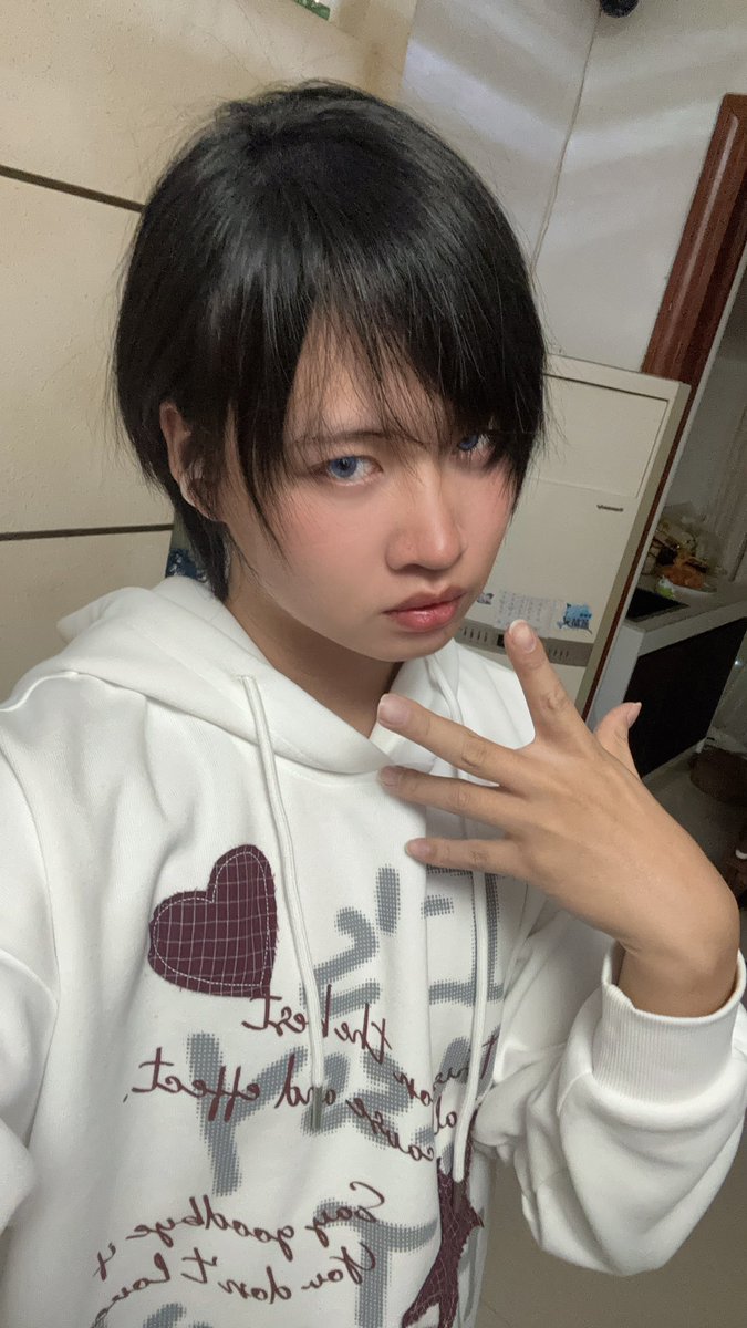 bbdzg's tweet photo. 酷姐感也是个很棒的东西——！

#可爱 #萌妹 #酷 #可愛い https://t.co/EpOmczveOX